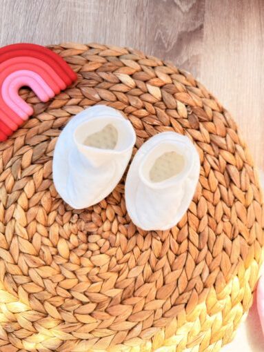 Image de Chaussons Bébé 100% Coton – Douceur et Chaleur pour les Petits Pieds - Unbranded