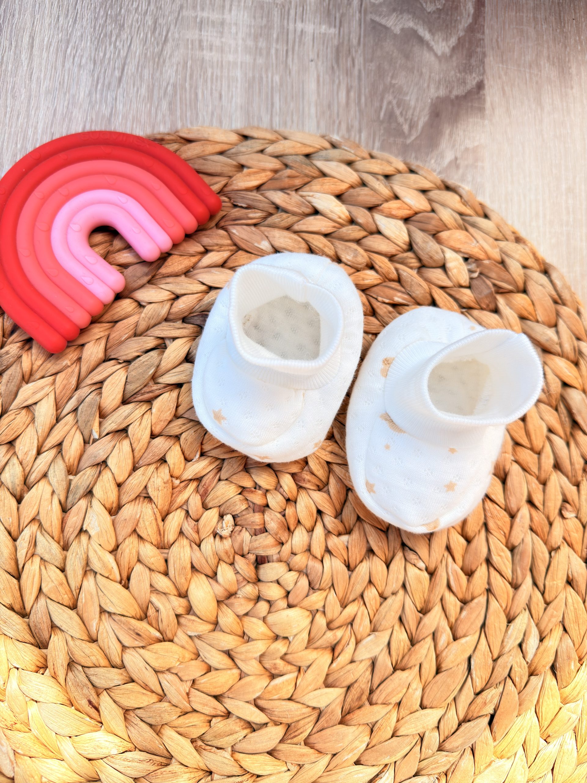 Image de Chaussons Bébé 100% Coton – Douceur et Chaleur pour les Petits Pieds - Unbranded