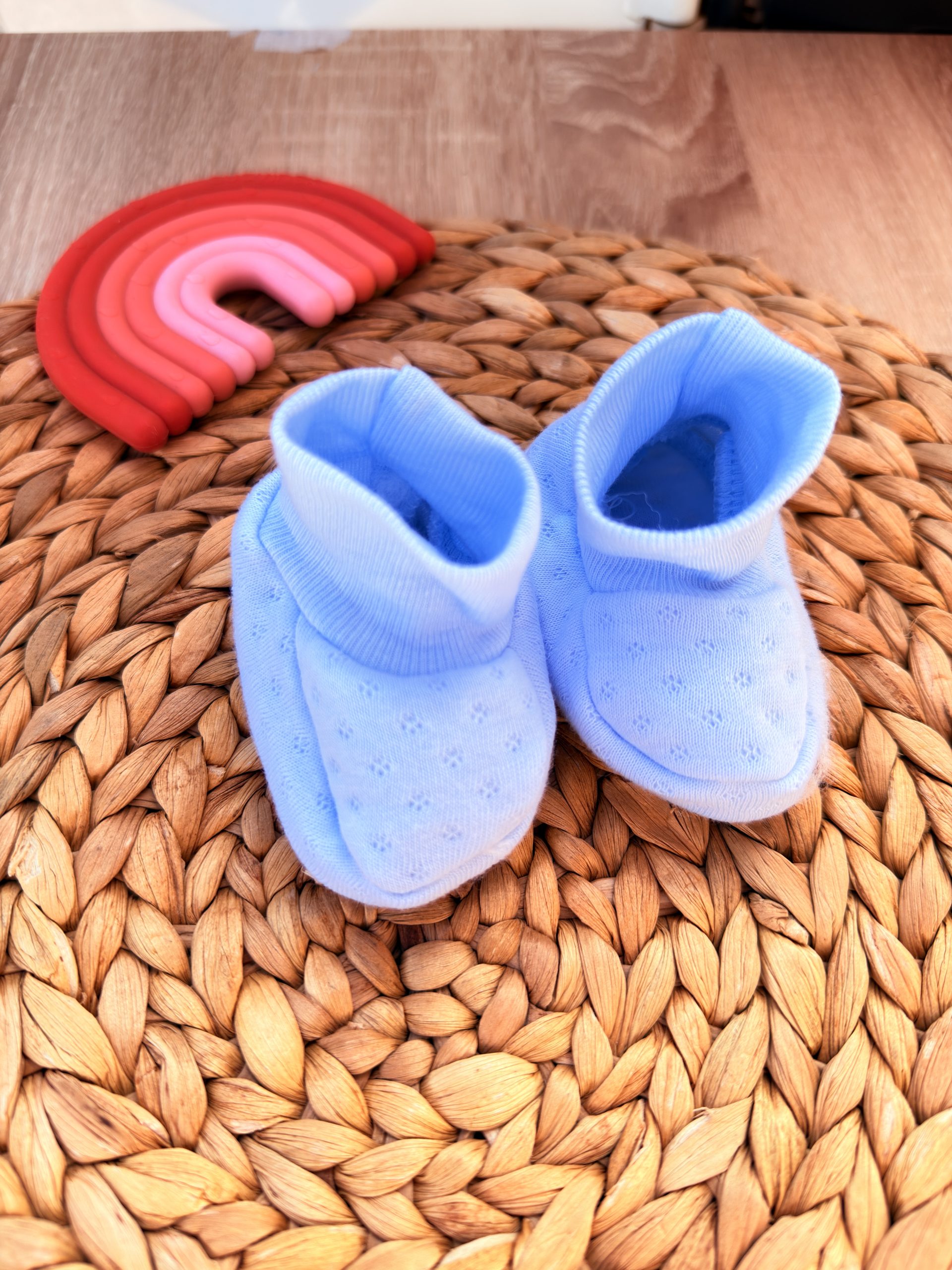 Image de Chaussons Bébé 100% Coton – Douceur et Chaleur pour les Petits Pieds - Unbranded