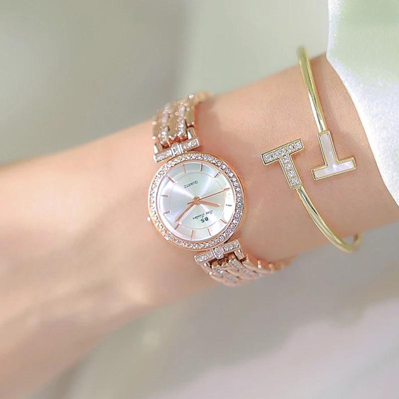 Image de Montre-bracelet Femme - Élégance et Simplicité - Unbranded