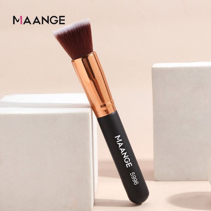 Pinceau à fond de teint - Maange - Noir - Poignée noire - Tube doré - Doux pour peau mature