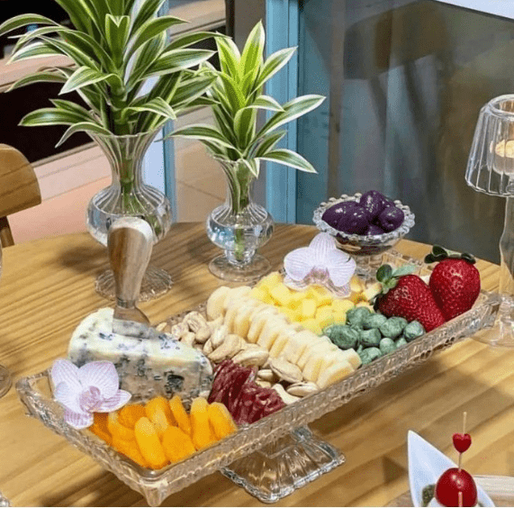 PLAT RECTANGULAIRE A PIED EN VERRE CRISTAL 34CM