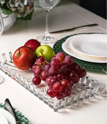 PLAT SIMPLE LOSANGE EN CRISATAL 35/18 CM PLAT SIMPLE LOSANGE EN CRISATAL 35/18 CM