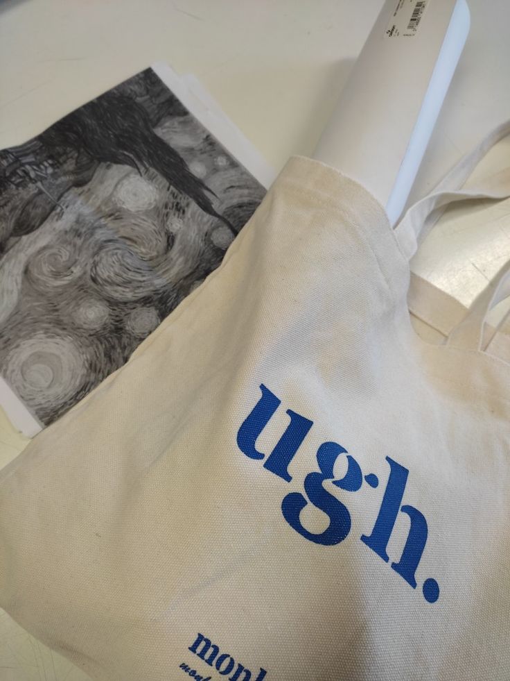 Tote-Bag UGH - Pratique et adorable