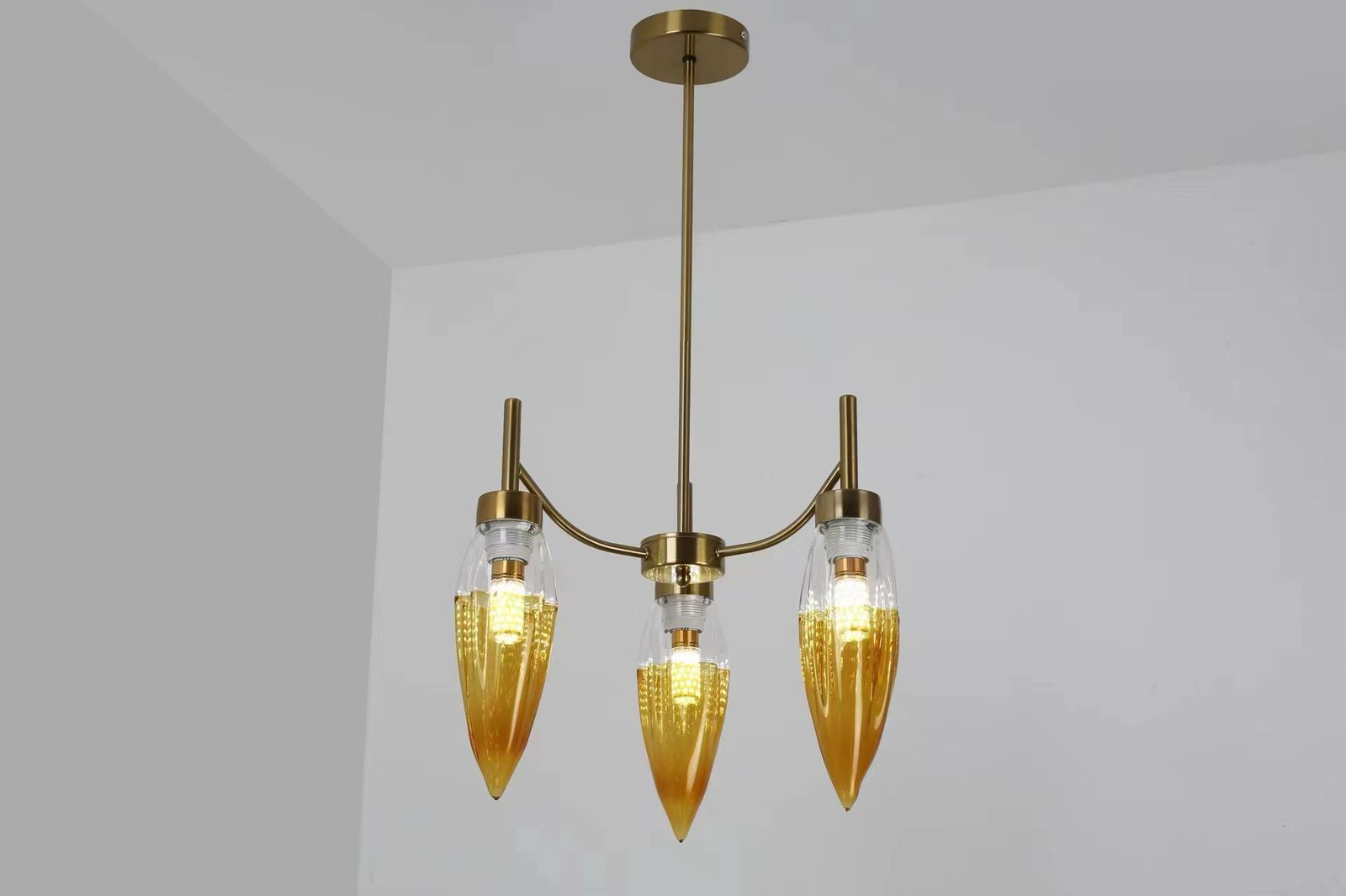 Applique murale LED moderne de style chinois, lampe murale créative en résine de maïs pour salon, chambre, balcon et miroir, éclairage mural avec 3, 5 ou 8 ampoules