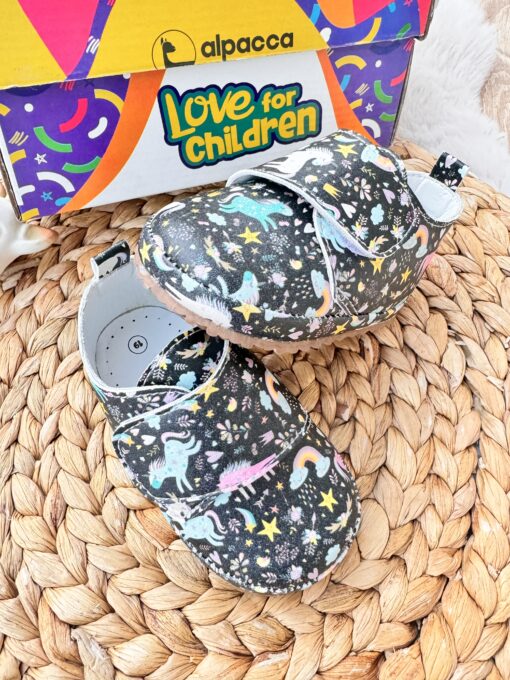 Chaussures 1ers pas en cuir motif licorne