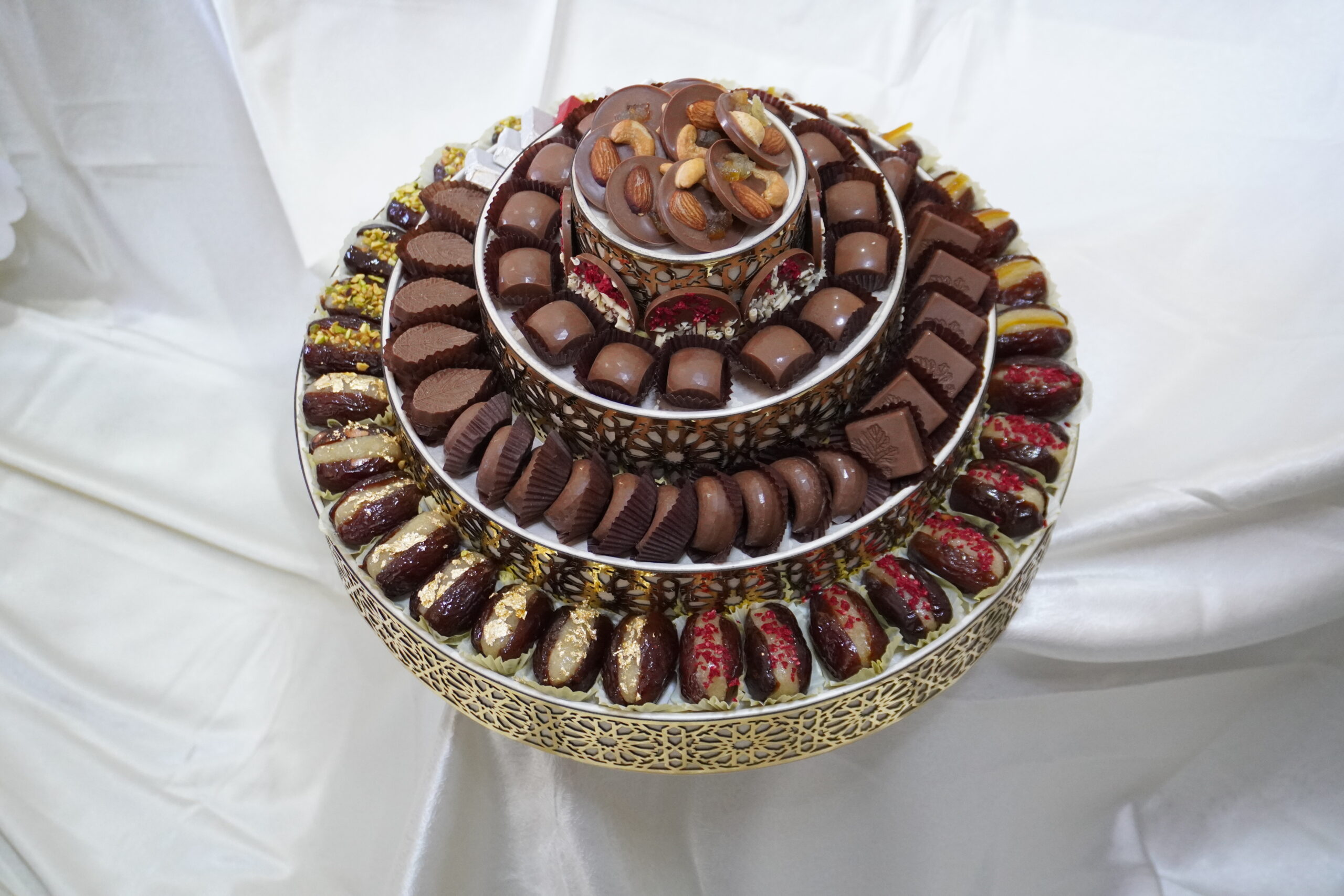 Coffret chocolat et dattes fourrées