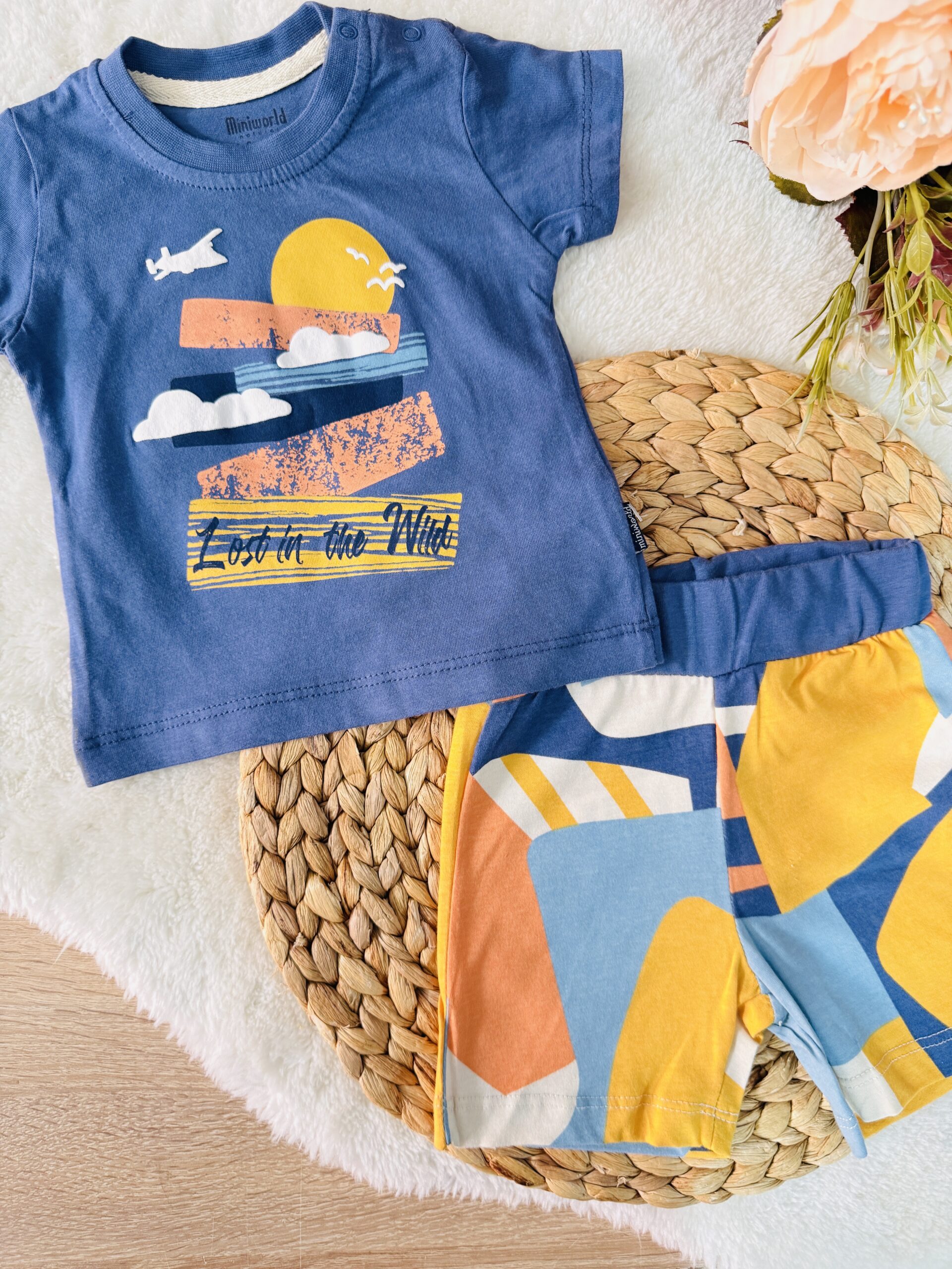 Ensemble bébé short-tshirt en coton