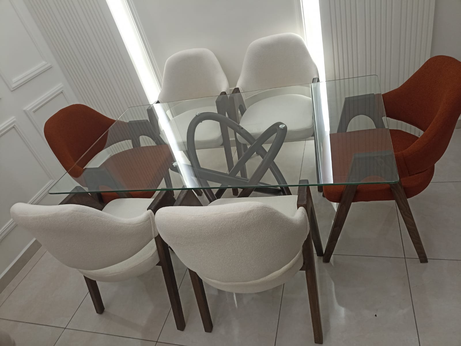 Image de Ensemble de Salle à Manger – Élégance et Durabilité Inégalées - Unbranded