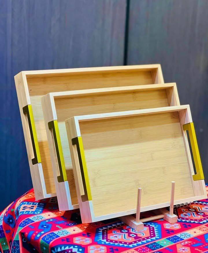 Plateau trois pièces en porcelaine