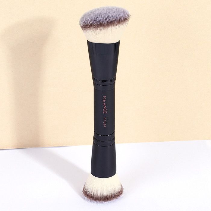 Single Make-up brush with box