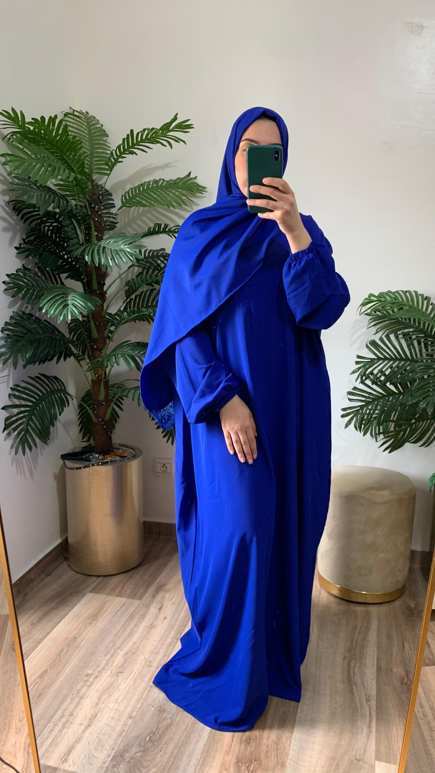 Tenue de prière pour femme musulmane standard / ملابس الصلاة القياسية للنساء المسلمات